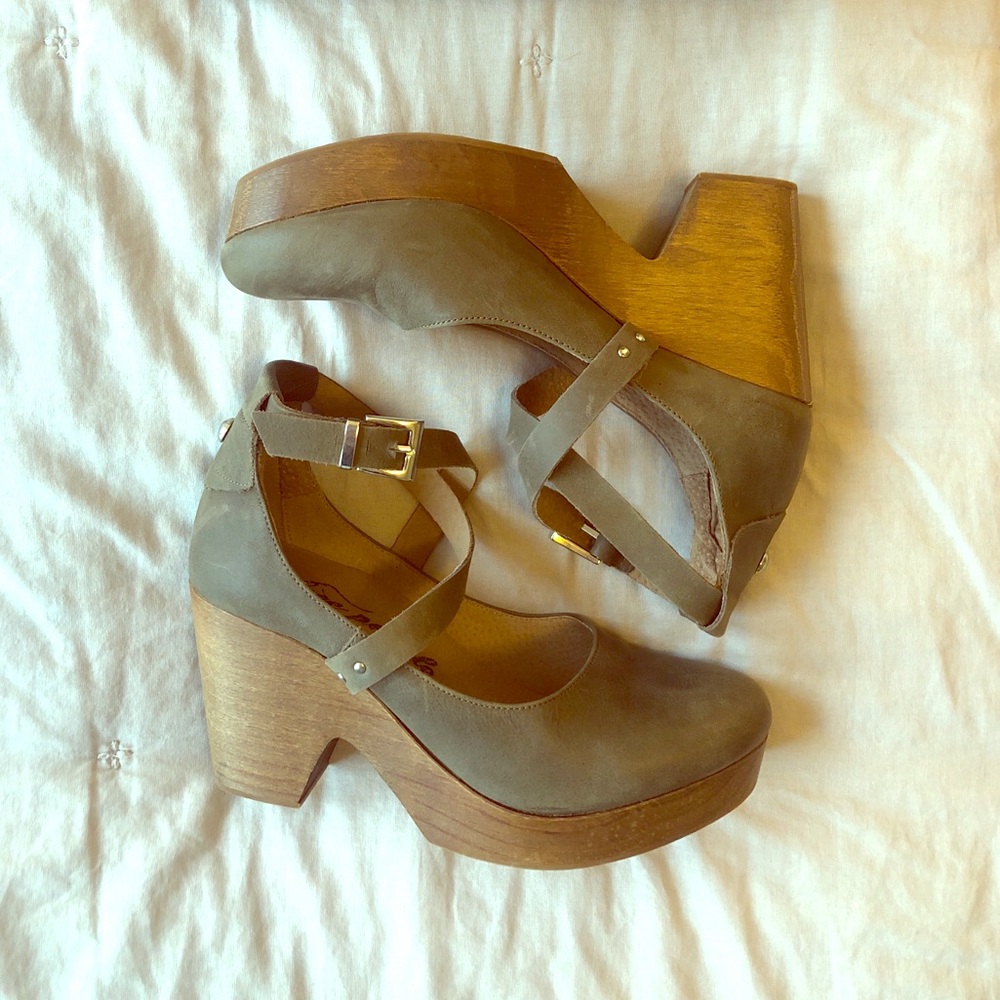 Free People Taupe Suede Platform Clog Heels